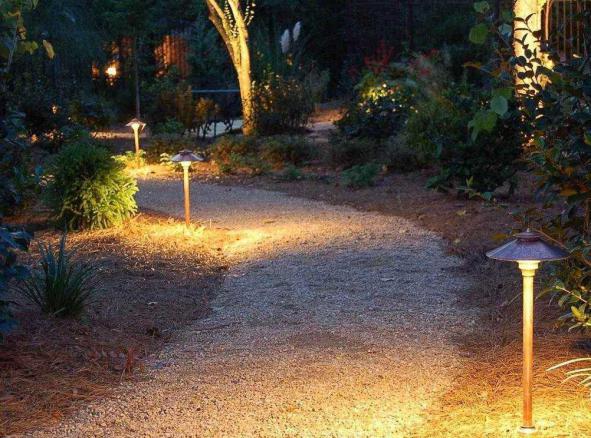 اصول نورپردازی در باغ